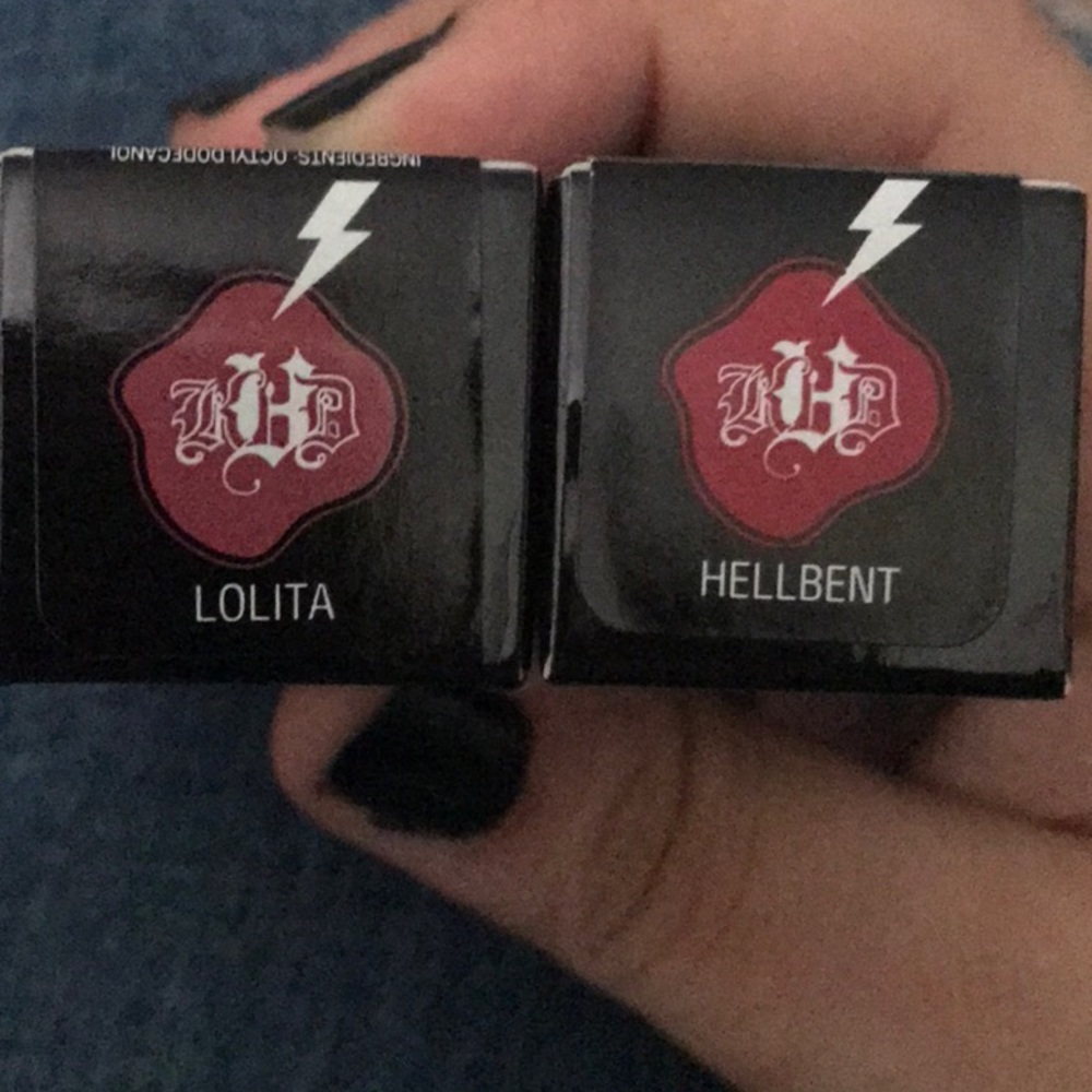 Kat Von D Studded Kiss Lipstick